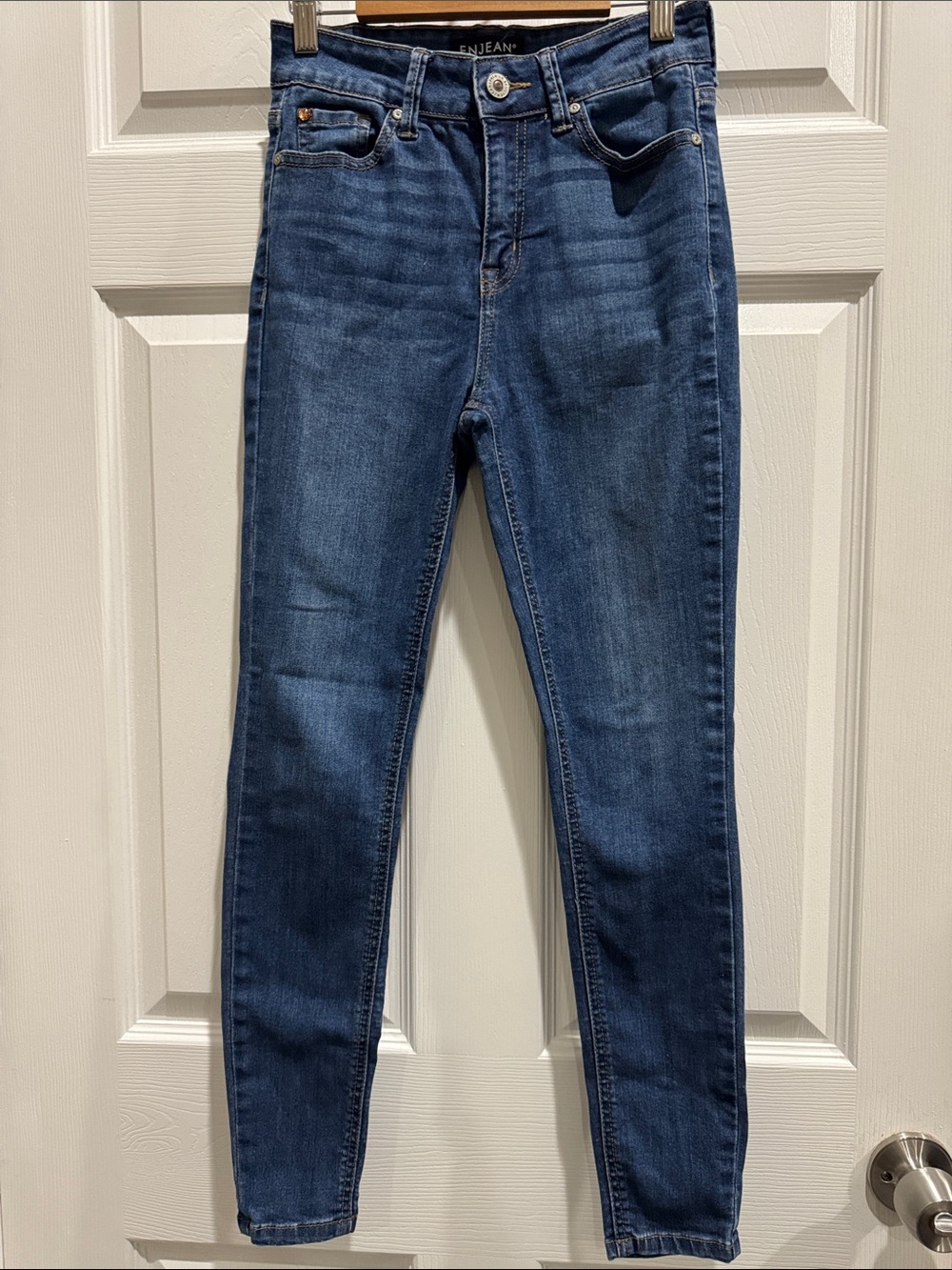 Everyday Dark Wash Skinny Jeans by